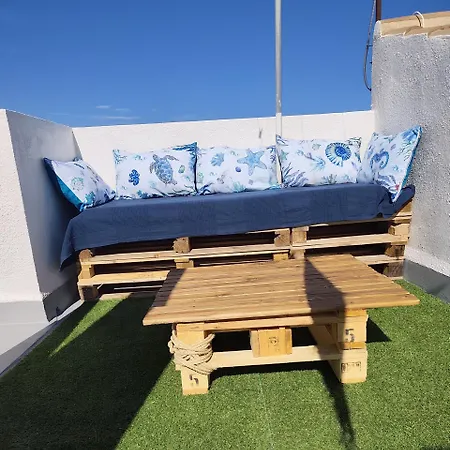La Casa Del Mar Nuimna Villa *